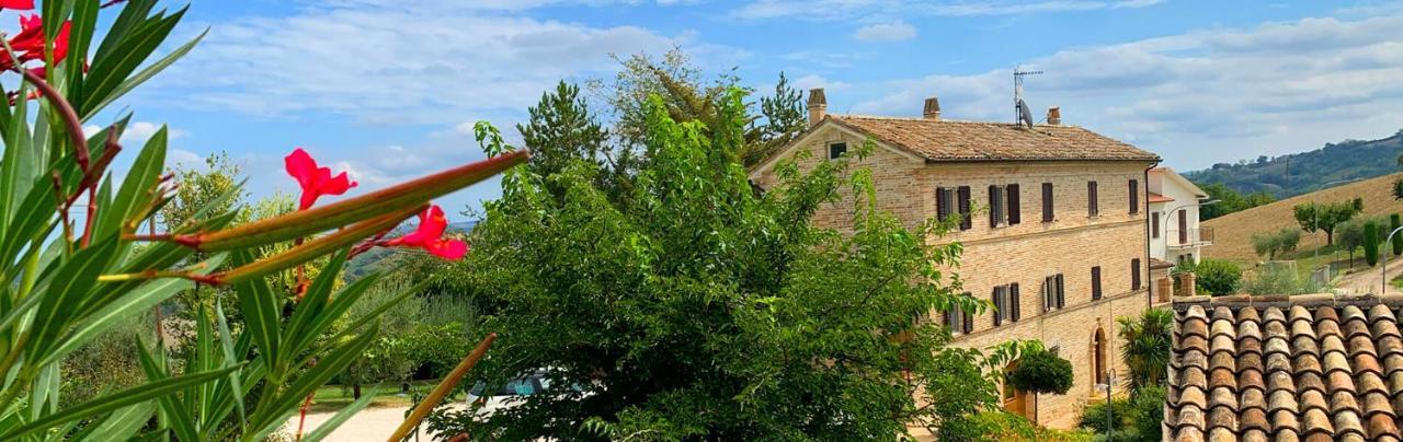 La Collina Apartment Monsampietro Morico Екстериор снимка